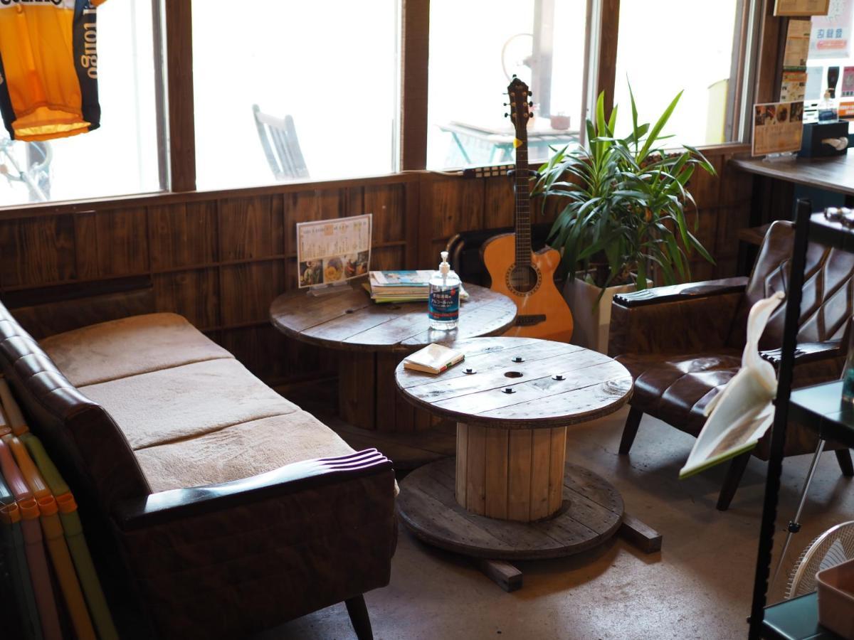Trip Base Coconeel Hotel Akiyoshi Bagian luar foto