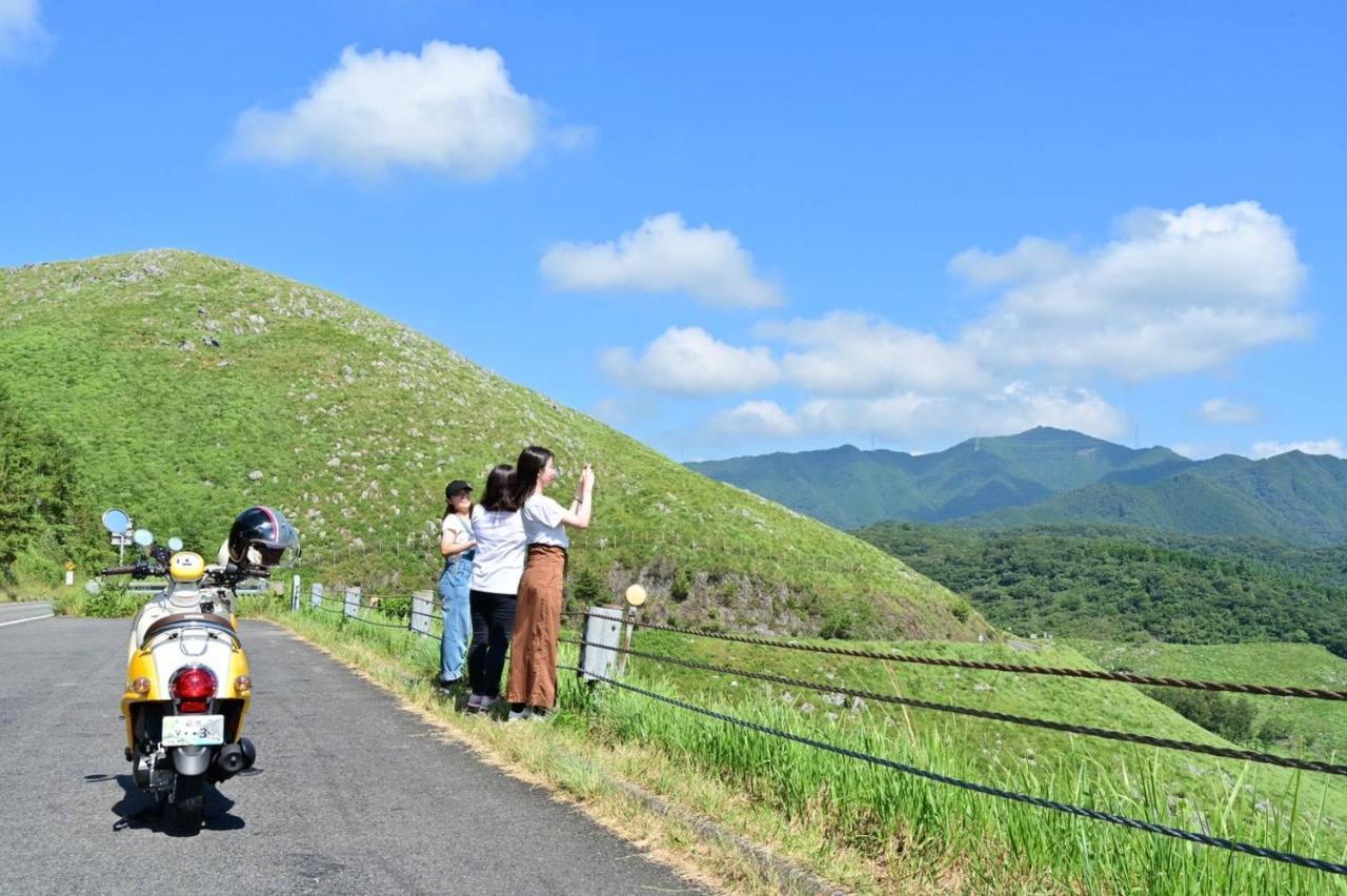 Trip Base Coconeel Hotel Akiyoshi Bagian luar foto