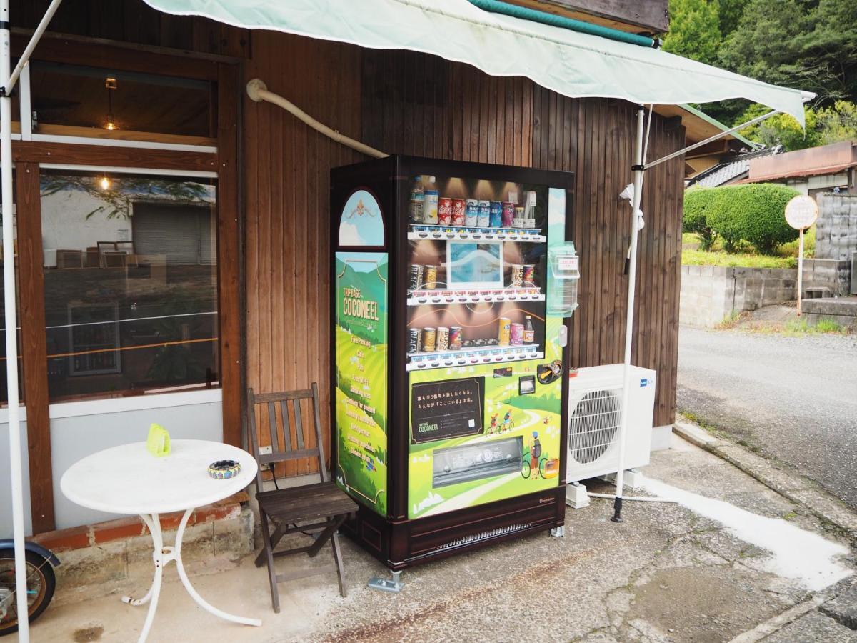 Trip Base Coconeel Hotel Akiyoshi Bagian luar foto